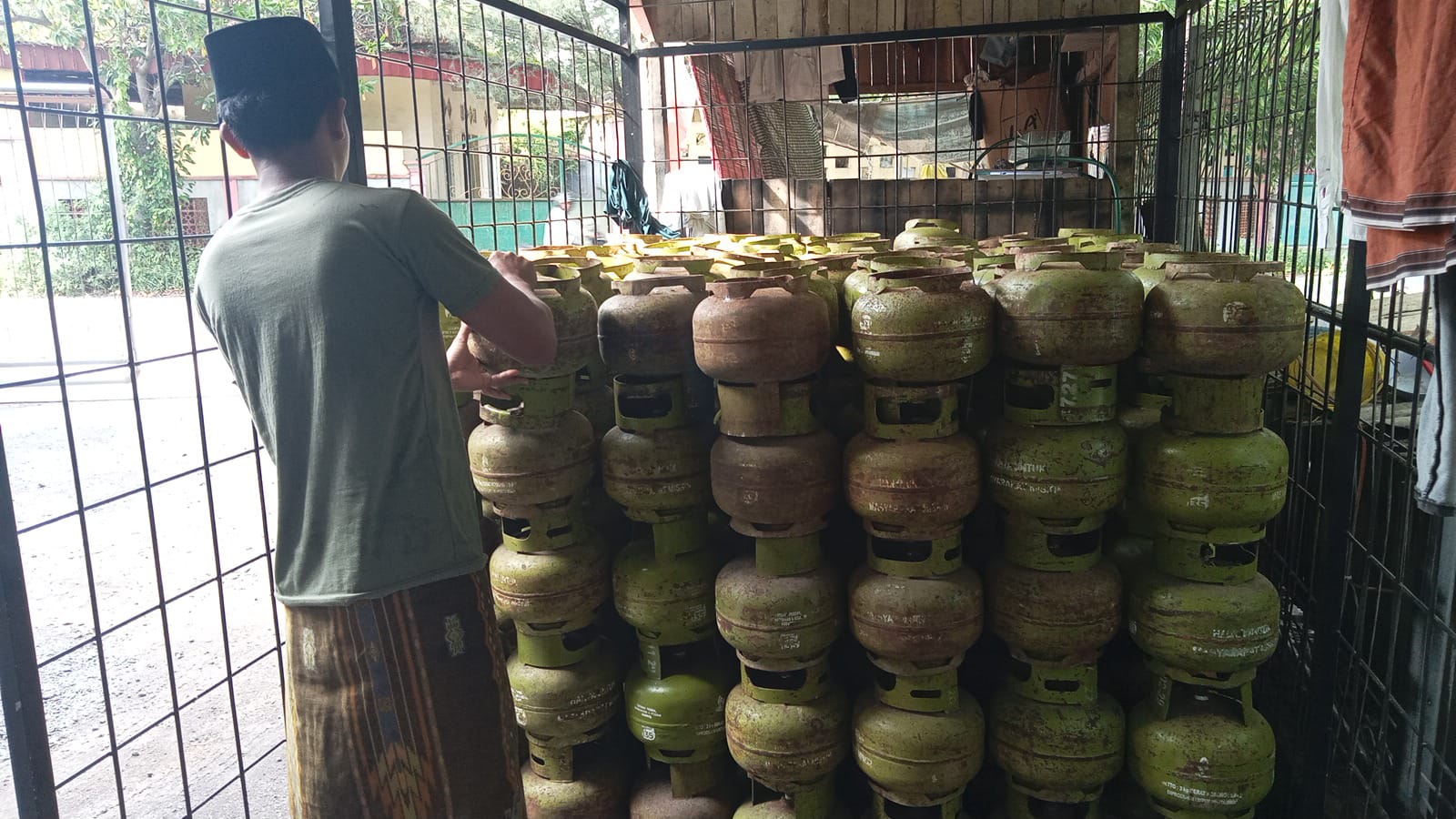 Prabowo Instruksikan LPG 3 Kg Tetap Bisa Dijual Pengecer