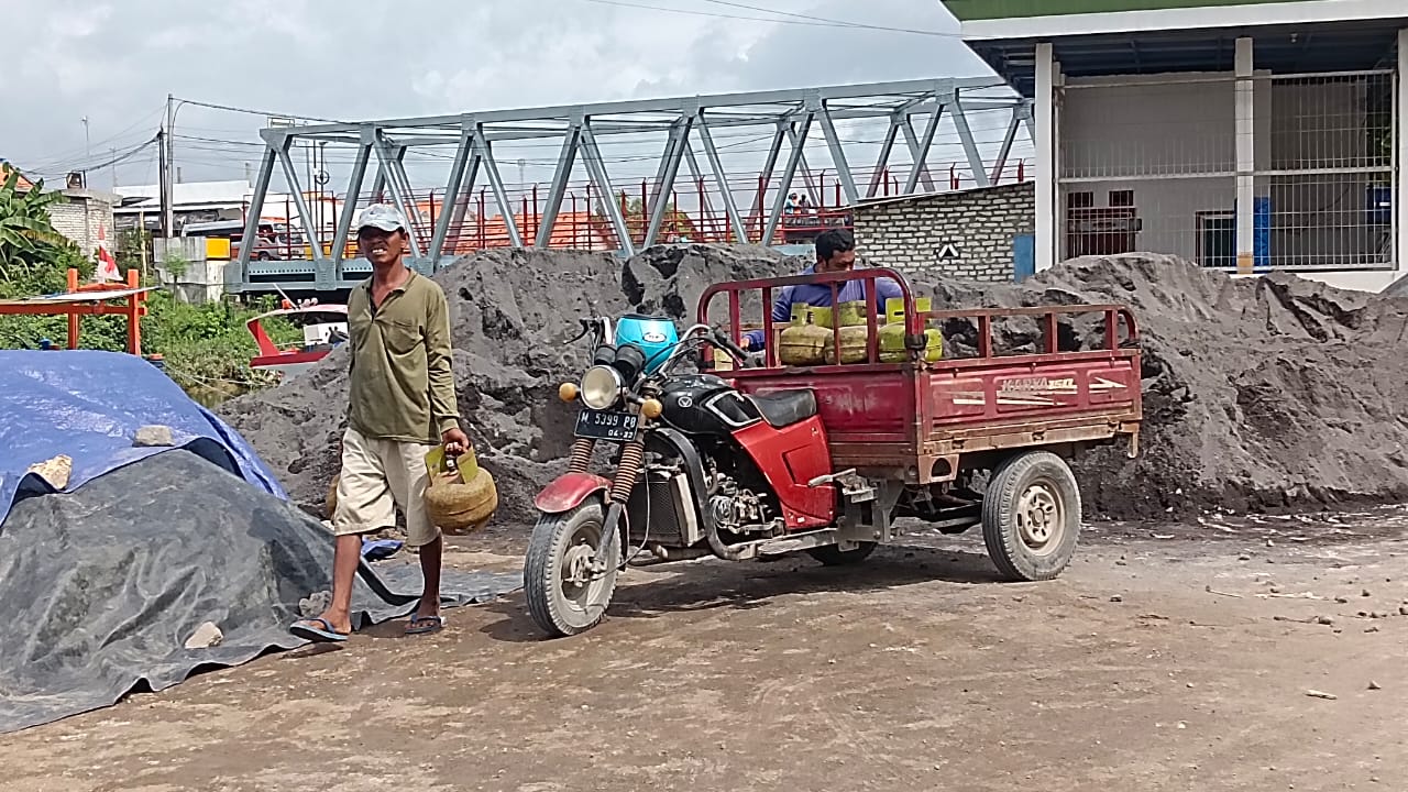 Larangan Pengecer Jual Elpiji 3 Kg Dibatalkan, Pemkab Sampang Koordinasi dengan Pertamina