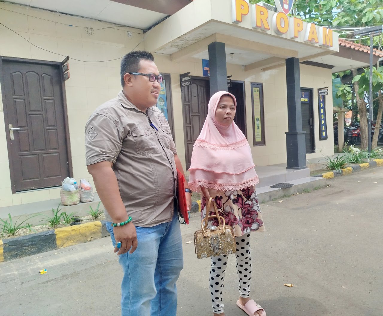 Oknum Istri Polisi di Bangkalan Dilaporkan, Diduga Curi Perhiasan