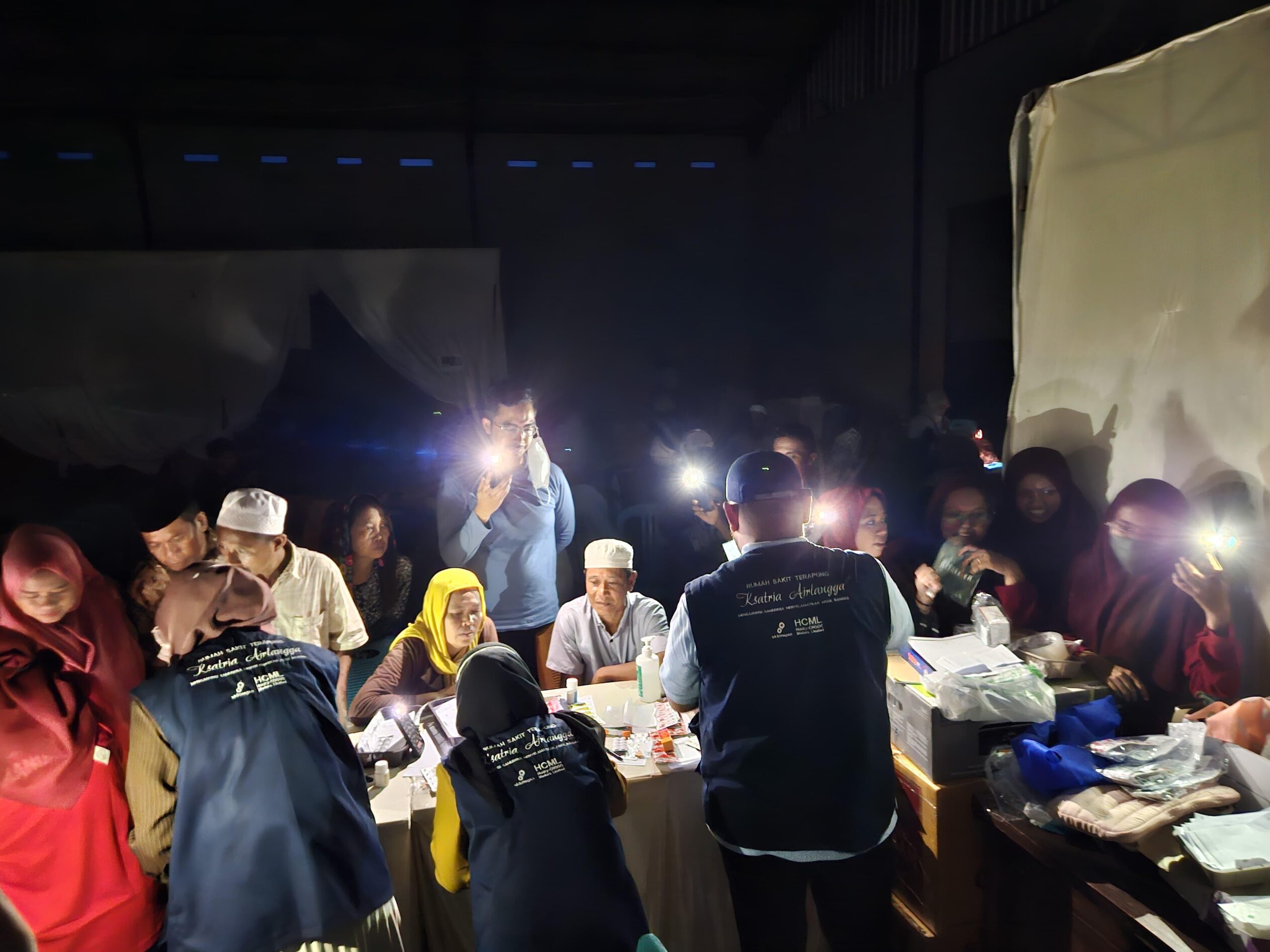 Cerita Relawan RSTKA: Berjuang dan Mengabdi dengan Cinta di Pulau Mandangin Sampang