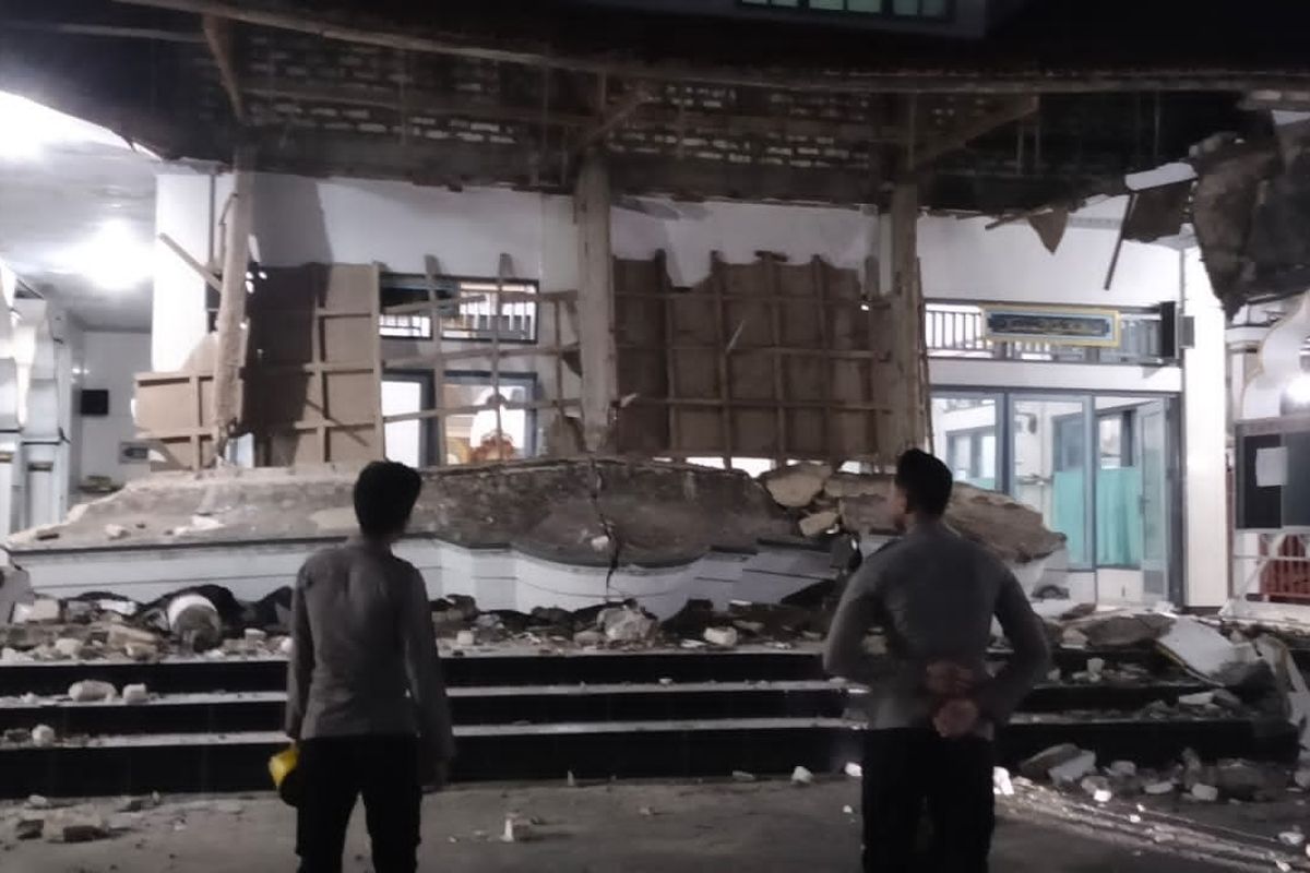 Masjid di Sumenep Ambruk saat Jamaah Hendak Sholat Tarawih