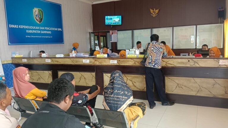 Dispendukcapil Sampang Tetap Buka Pelayanan Selama Libur dan Cuti Bersama Lebaran