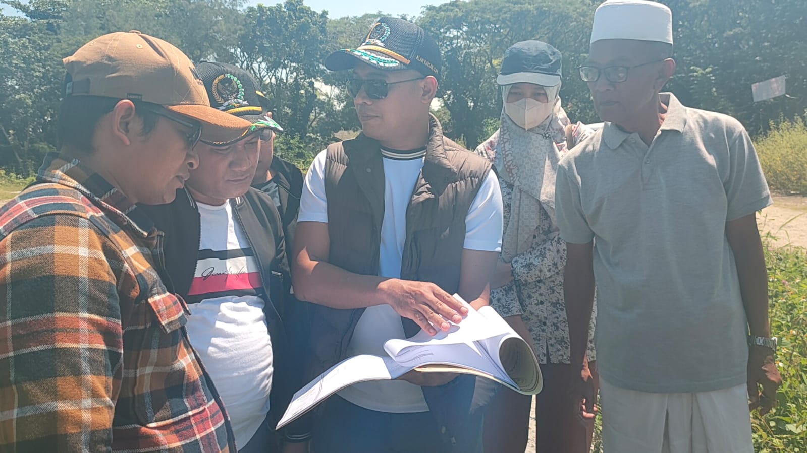 Pansus LKPj DPRD Sampang Temukan Sejumlah Masalah pada Proyek Lapangan Sepak Bola