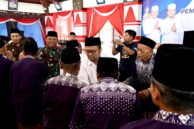 Beri Pembekalan Calon Jamaah Haji, Wabup Ahmad Mahfud: Jaga Nama Baik Sampang