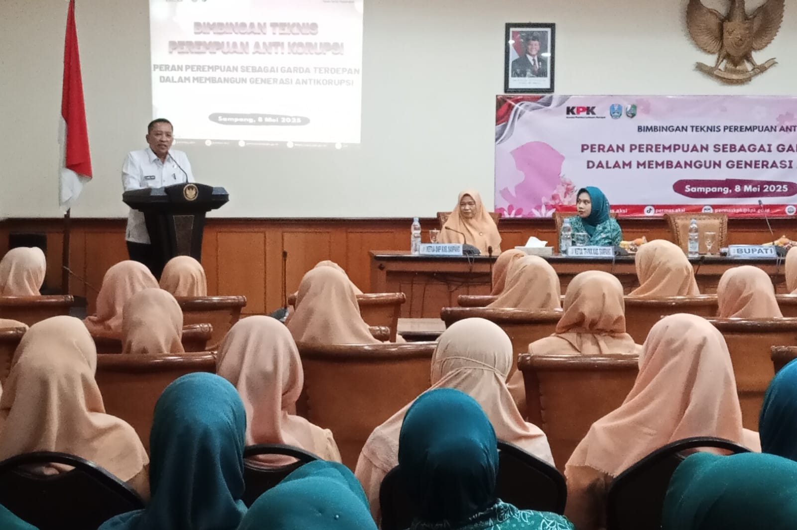 Bupati Sampang Ingatkan Istri Pejabat Tidak Pamer Kekayaan