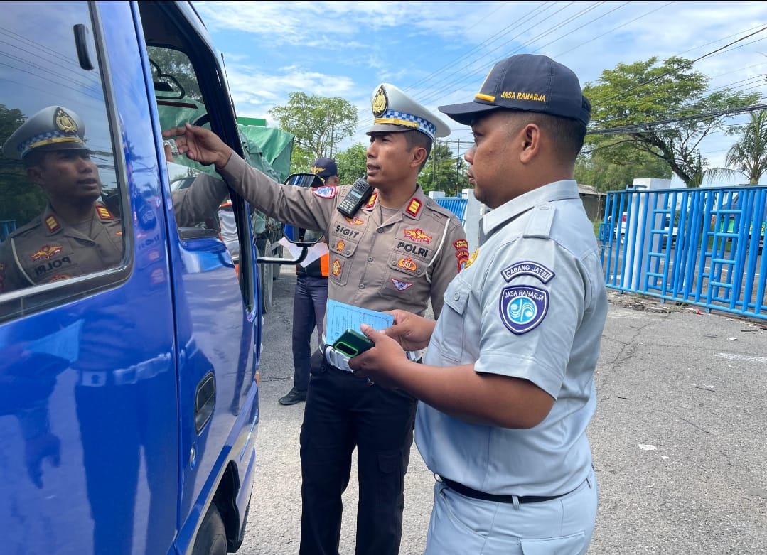 Operasi Gabungan Kembali Digelar, Ratusan Pengendara di Sampang Ditindak