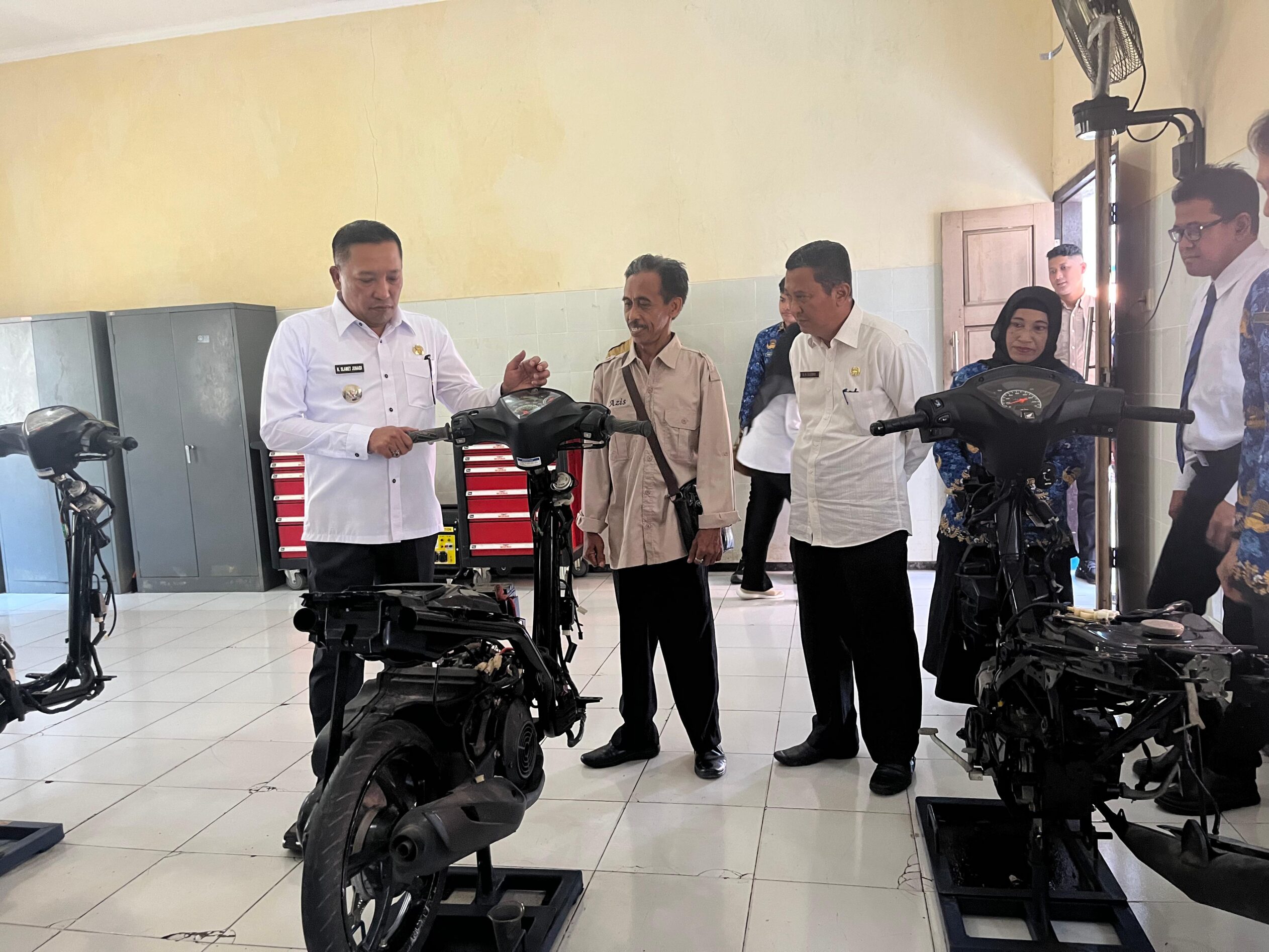Bupati Slamet Junaidi Buka Pelatihan Keterampilan bagi Pencari Kerja Berbasis Kompetensi
