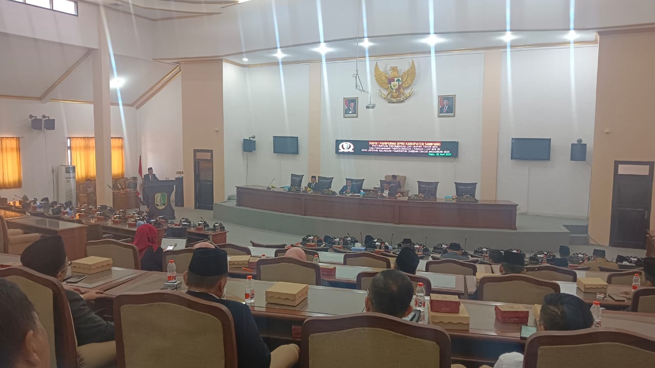 Fraksi-Fraksi DPRD Sampang Sampaikan PU terhadap Raperda Pertanggungjawaban APBD 2024