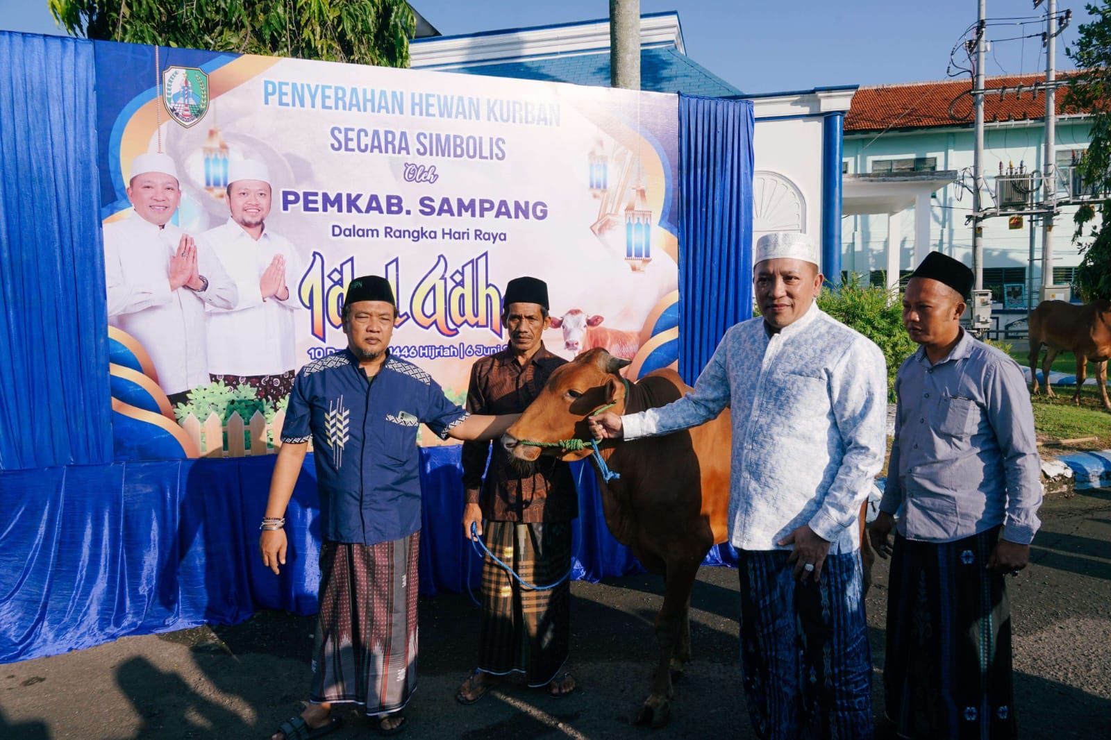 Pemkab Sampang Salurkan 48 Hewan Kurban di Hari Raya Idul Adha