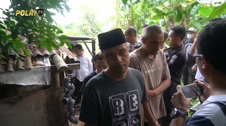 4 Orang Diringkus Polisi Saat Pesta Sabu, Salah Satunya Eks Anggota TNI