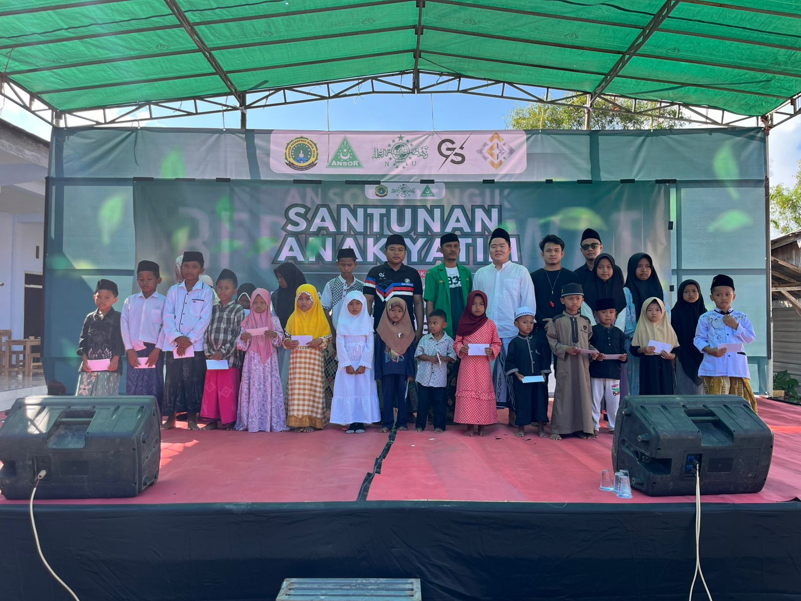 Siapkan Pelantikan PAC GP Ansor Jerngik, Gus Acong Gelar Berbagai Kegiatan Sosial