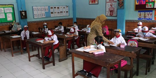 Pendidikan Gratis SD dan SMP Swasta Belum Bisa Dilakukan di Sampang, Ini Alasannya