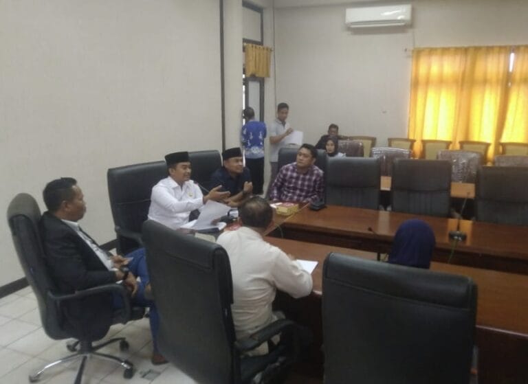 3 Pj Kades Tak Hadir, Audiensi DPRD Sampang dan FAM Dijadwal Ulang