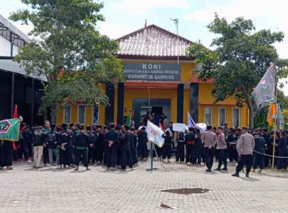 IPSI Geruduk Kantor KONI Sampang, Abd Wasik: Ini Miskomunikasi Saja