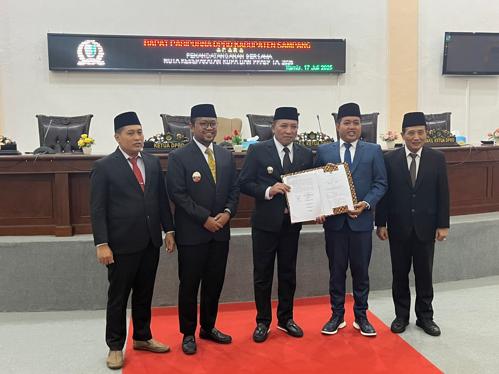 DPRD dan Pemkab Sampang Sepakati Perubahan APBD 2025, Fokus Efisiensi dan Prioritas