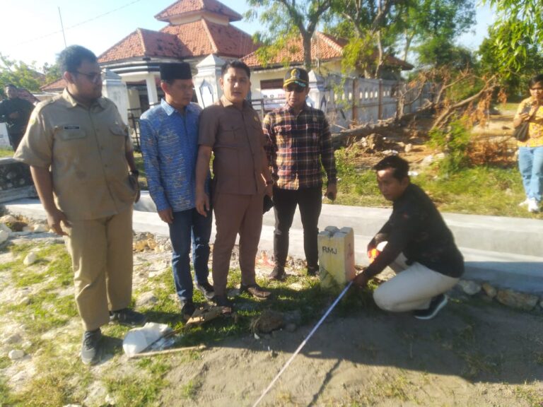 Proyek Drainase Diduga Salah Lokasi, DPRD Sampang: Sesuai Regulasi, Lokasinya di Jalan Desa