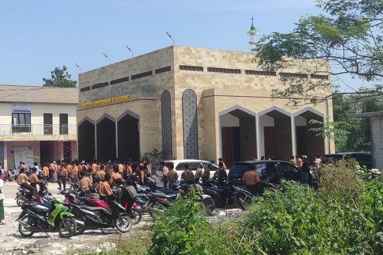 Warga Bangkalan Dirikan Masjid di Kawasan Sepi dan Rawan Begal, Ini Alasannya