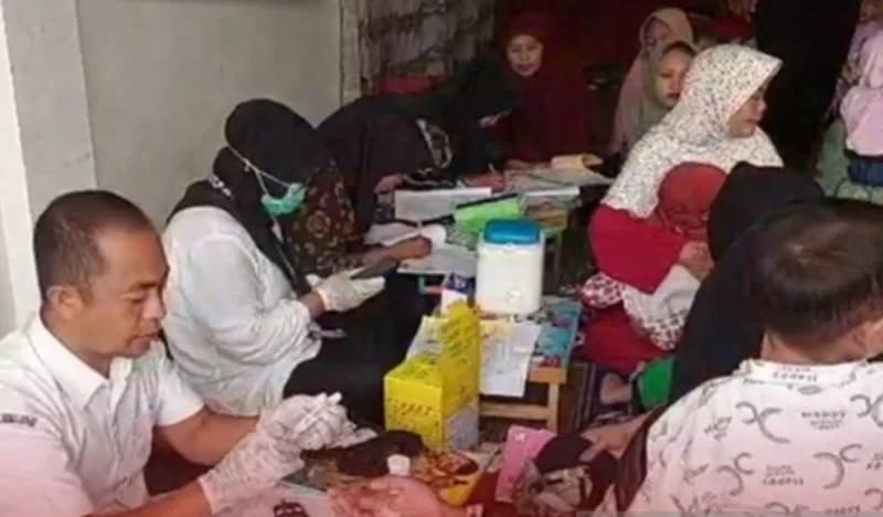 Atasi KLB Campak di Sumenep, Pemprov Jatim Kirim 9.825 Botol Vaksin