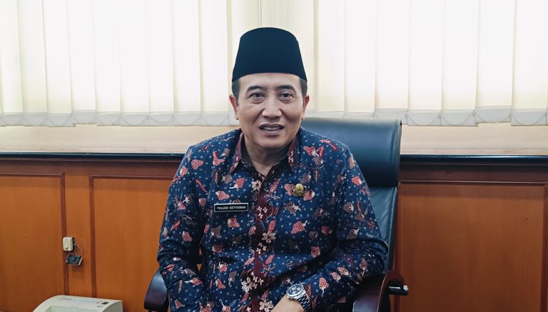 Marak Warga Perbaiki Jalan Secara Swadaya, Begini Tanggapan Pemkab Sampang