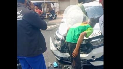 Tabrakan dengan Mobil, Pemotor di Bangkalan Tewas Terpental