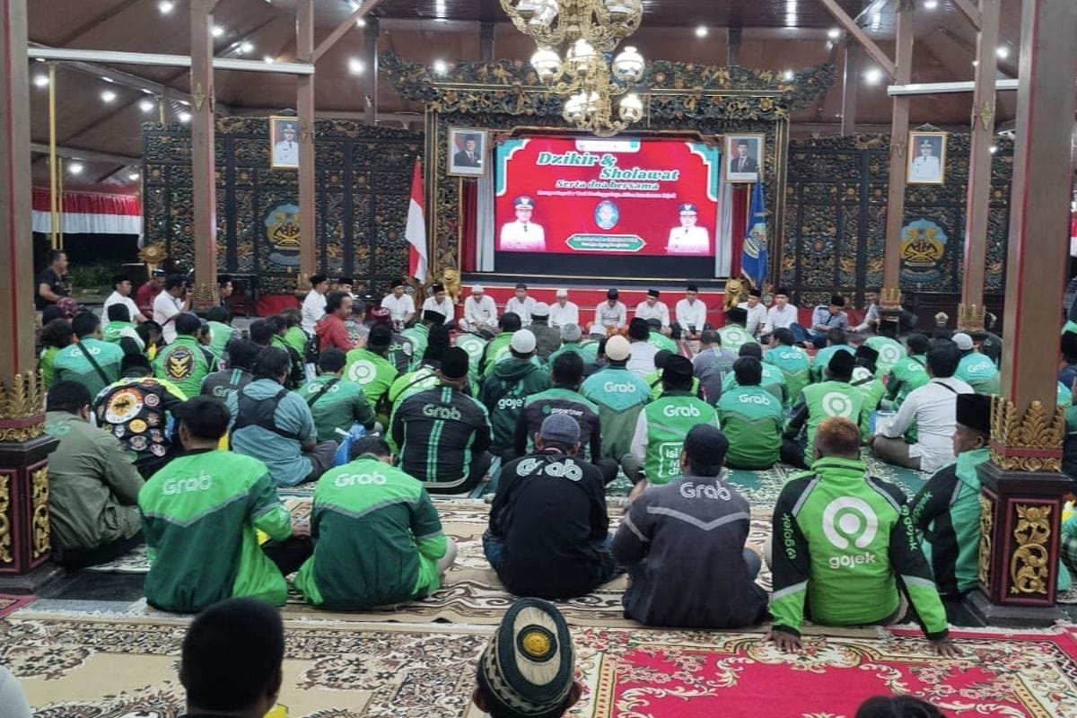 Pemkab dan Komunitas Ojol Bangkalan Gelar Do’a Bersama untuk Affan