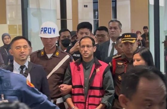 Kejagung Tetapkan Nadiem Makarim Tersangka Korupsi Chromebook