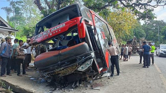 Polisi Selidiki Kecelakaan Maut Bus Karyawan RSBS Jember di Probolinggo, 8 Orang Tewas
