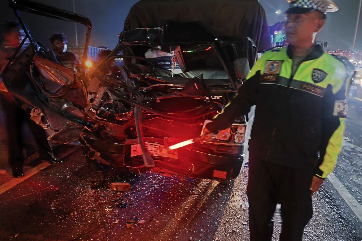 Kecelakaan Libatkan Pikap dan Truk di Jembatan Suramadu, Satu Orang Meninggal