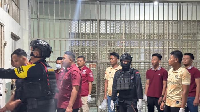 Razia Lapas Narkotika Pamekasan, Petugas Temukan Sejumlah Barang Terlarang