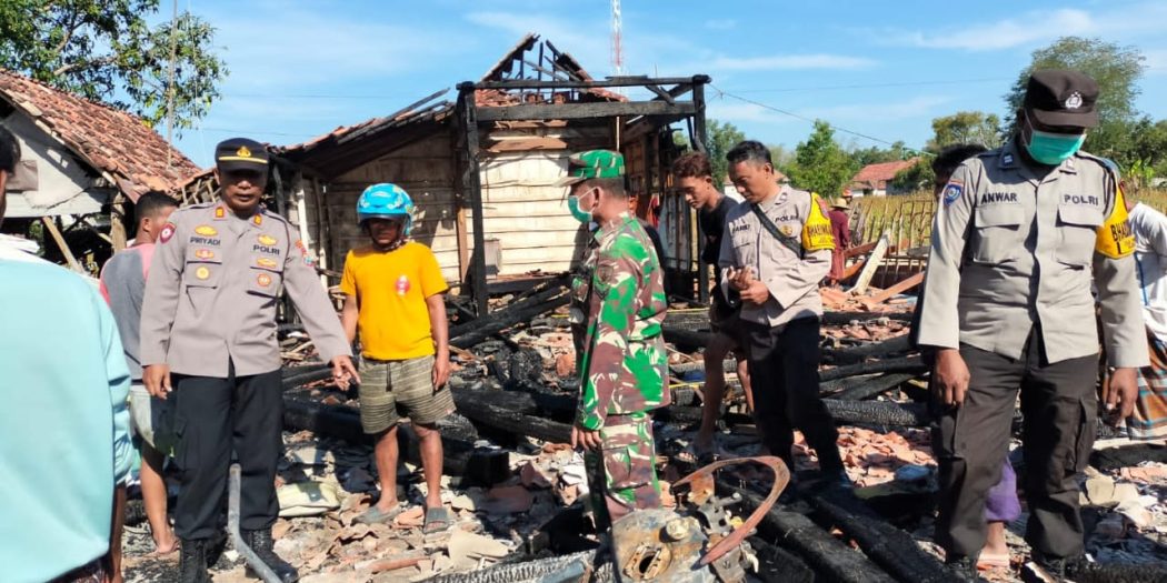 2 Rumah Milik Petani di Pamekasan Hangus Terbakar, Diduga Akibat Korsleting Listrik