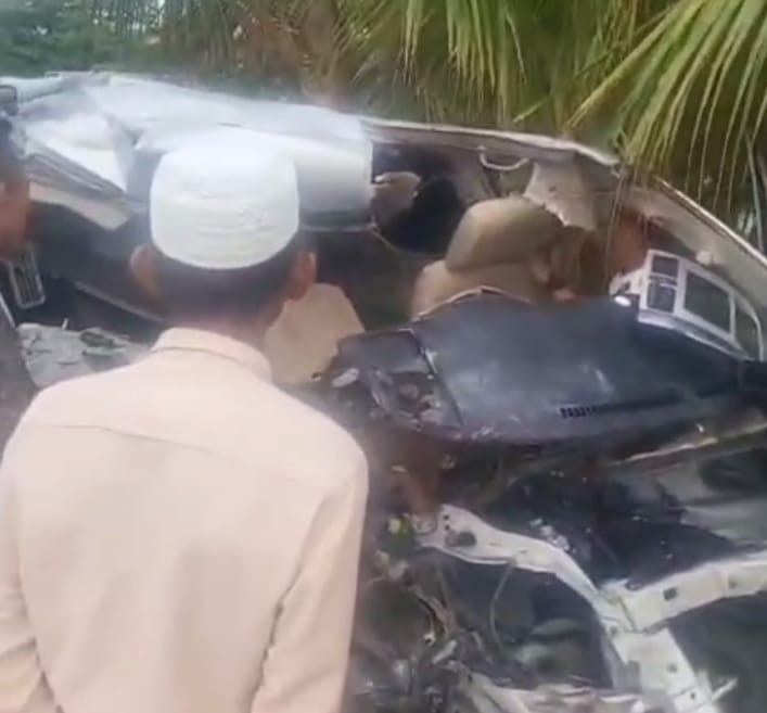 Ambulans Tabrak Truk di Camplong, 1 Orang Meninggal Dunia