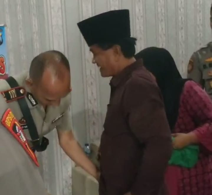 Pelaku Pembacokan Petugas SPBU Camplong Serahkan Diri ke Polisi