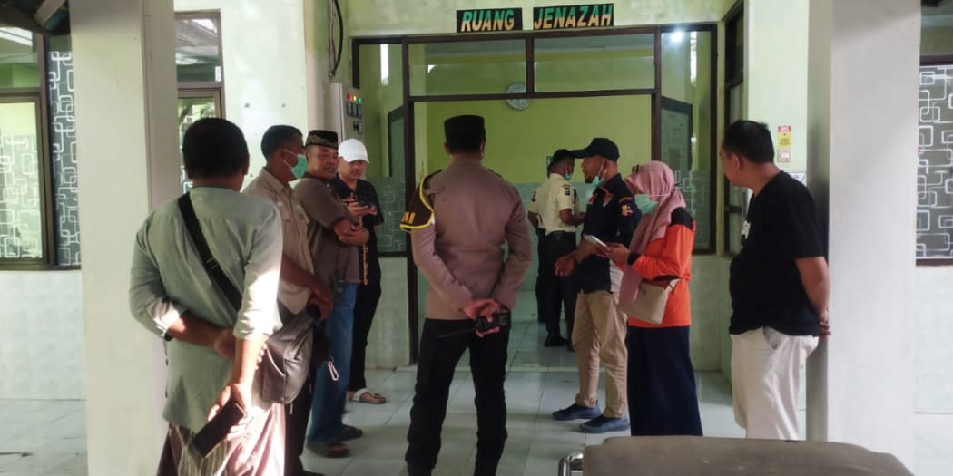 Insiden Berdarah di Depan Masjid Jamik Pamekasan, 1 Tewas 4 Luka