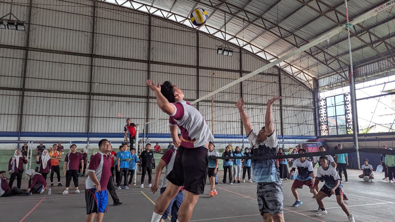 Pererat Silaturahmi, Tenaga Kesehatan di Sampang Kompak Rayakan HKN ke-61