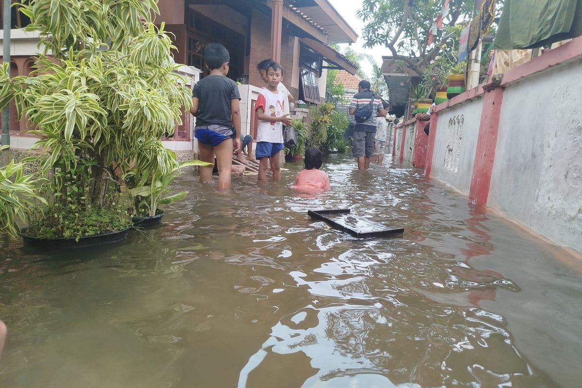 Sampang Siaga Darurat Bencana, Warga 6 Kecamatan Diimbau Waspada Banjir Rob dan Longsor