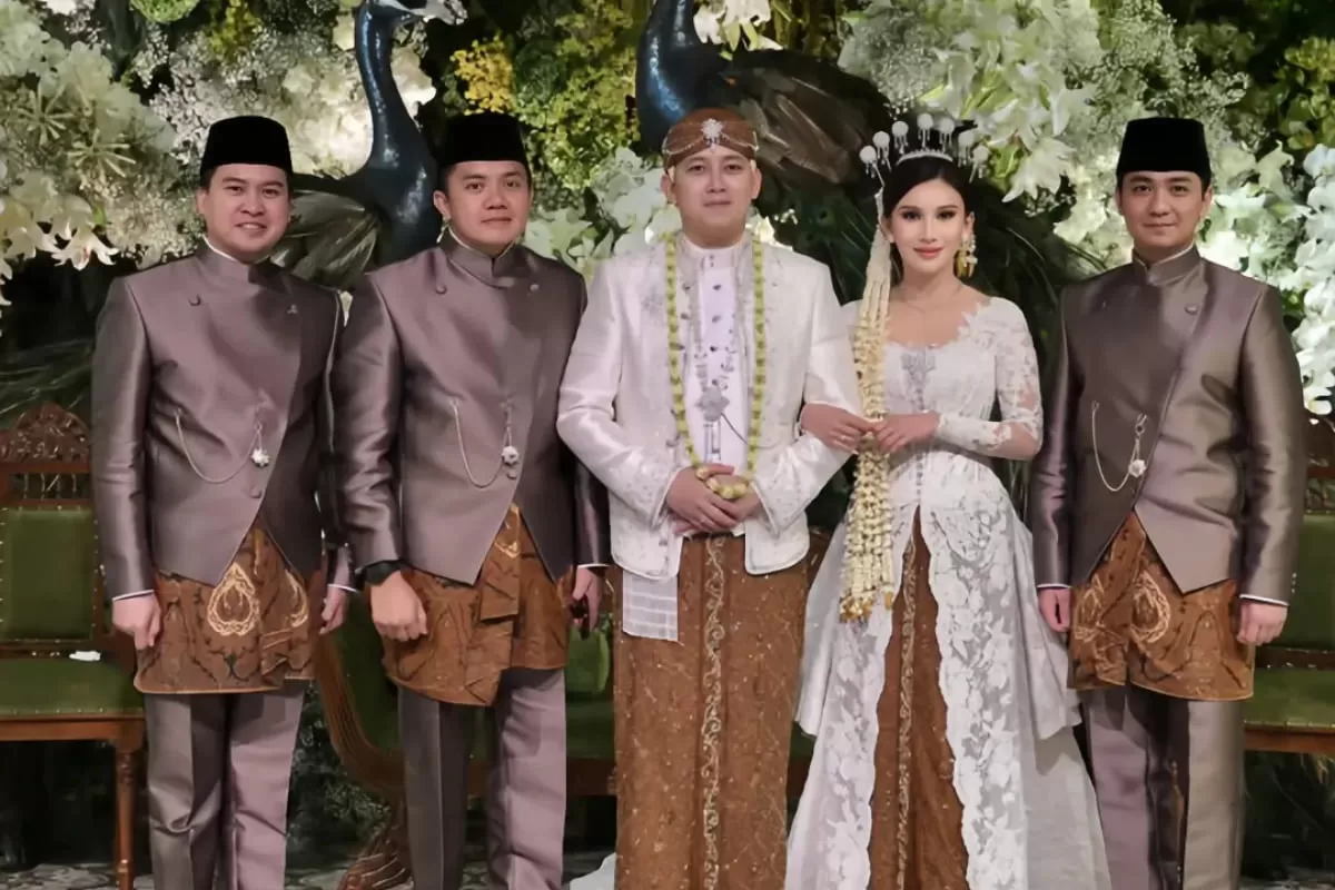 Pernikahan Mewah Kasespri Prabowo Disorot: Jajaran Menteri Hadir, Sosok Istri Bikin Penasaran