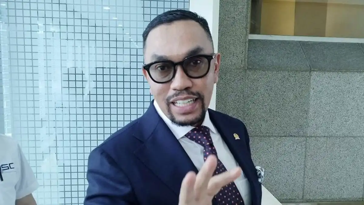 Ahmad Sahroni Mengaku Tak Ambil Gaji DPR sebagai Bentuk Tanggung Jawab Moral 