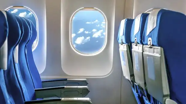 Fakta Unik Desain Jendela Pesawat yang Ternyata Menjadi Penentu Nyawa di Ketinggian