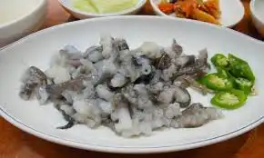 Anti Alot! Rahasia Orang Natuna Masak Gurita Pakai Rempah Ini Biar Tetap Empuk