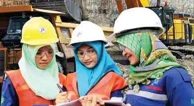  Hak Istimewa Pekerja Perempuan di Indonesia Demi Keseimbangan Karier dan Kesehatan