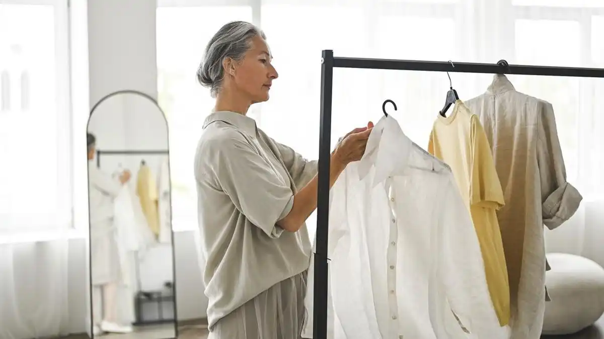 Hemat Budget dan Estetik, Cara Membangun Capsule Wardrobe untuk Pemula
