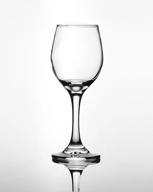 Survival Guide 2026: Mengapa Kamu Harus Berani Jadi "Gelas Kosong" Lagi?