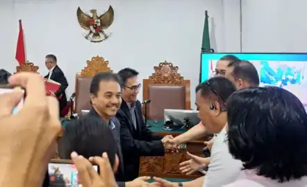Gugatan Praperadilan Dikabulkan, Hakim Sahkan Penangkapan dan Penahanan Roy Suryo Tidak Sah!