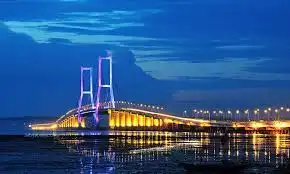 Sains di Balik Jembatan Suramadu serta Penjelasan Sistem Monitoring Jarak Jauh guna Menjaga Integritas Struktur di Lingkungan Ekstrem