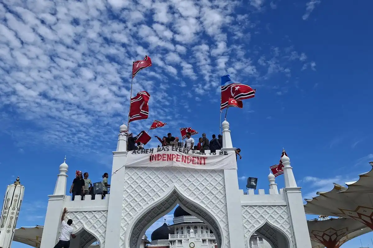 Kerusuhan Bendera Bulan Bintang Warnai Peringatan Hari Damai Aceh ke-21