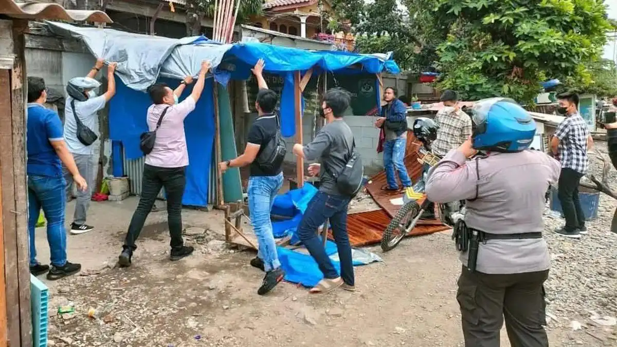 Gerebek Kampung Bahari, Loyalis Bandar Narkoba Lempari Petugas dengan Mercon Badan Narkotika Nasional (BNN) 