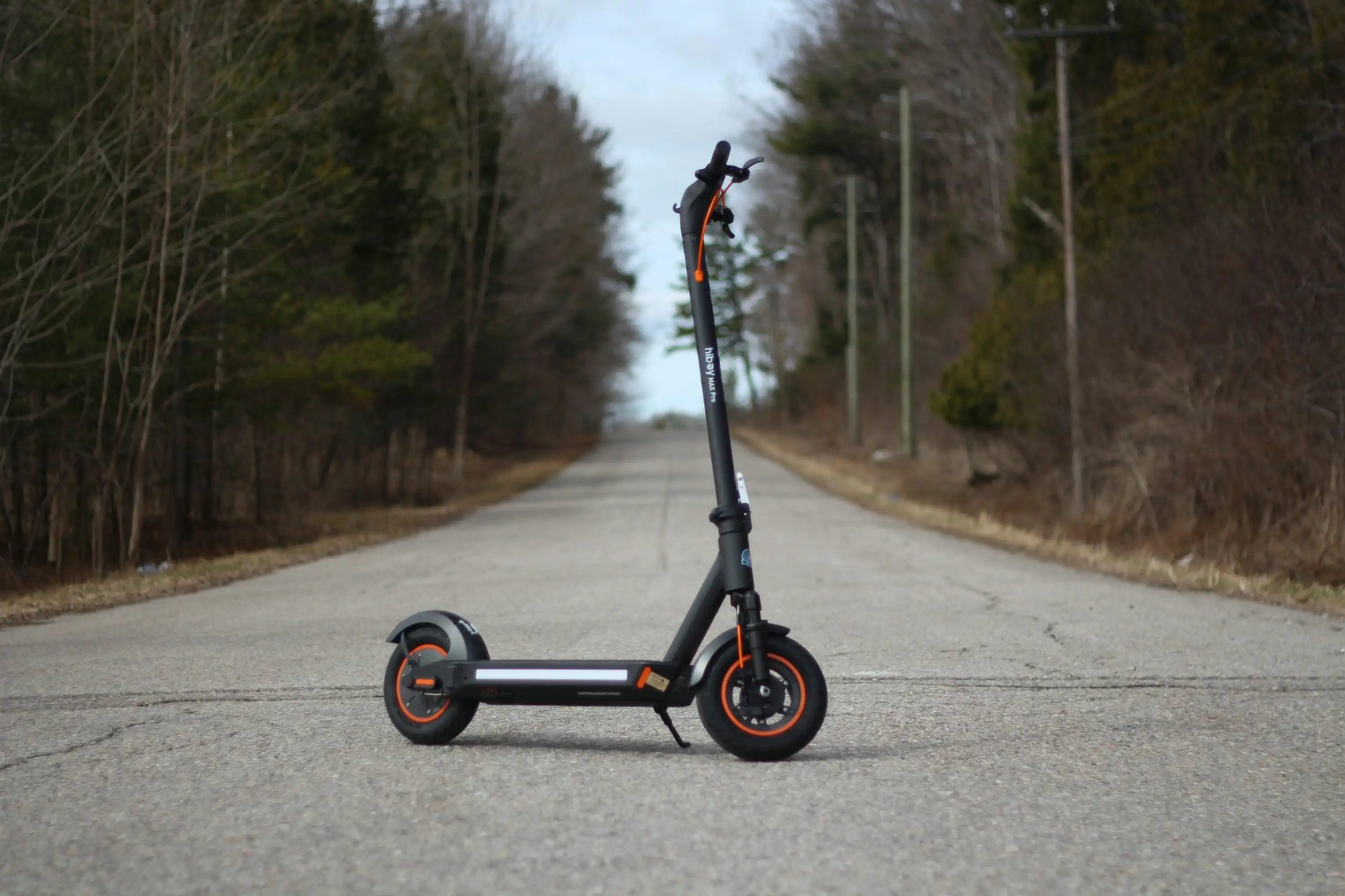 Skuter Listrik Jadi Solusi Mobilitas Modern yang Hemat dan Ramah Lingkungan