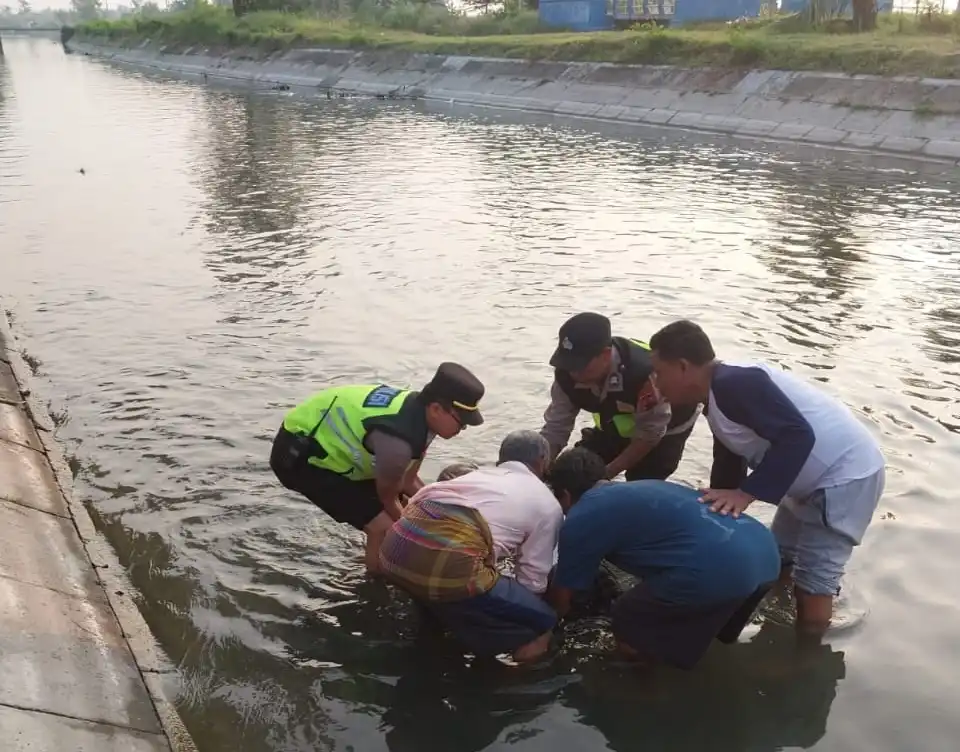 Diduga Epilepsi Kambuh, Jenazah Warga Kesesi Ditemukan Tidak Bernyawa Mengapung di Sungai Sidomulyo 