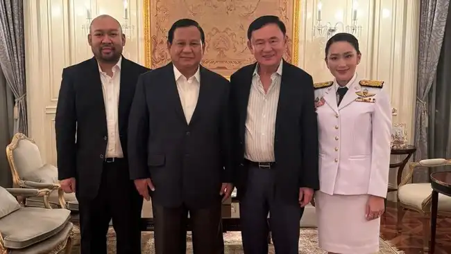 Sowan Malam-Malam ke Kertanegara, Eks PM Thailand Thaksin Shinawatra dan Putrinya Temui Presiden Prabowo