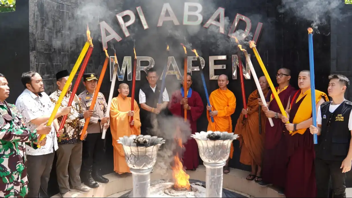 Pengambilan Api Dharma Mrapen Jadi Pembuka Rangkaian Puncak Waisak 2026, Sarat Nilai Spiritual